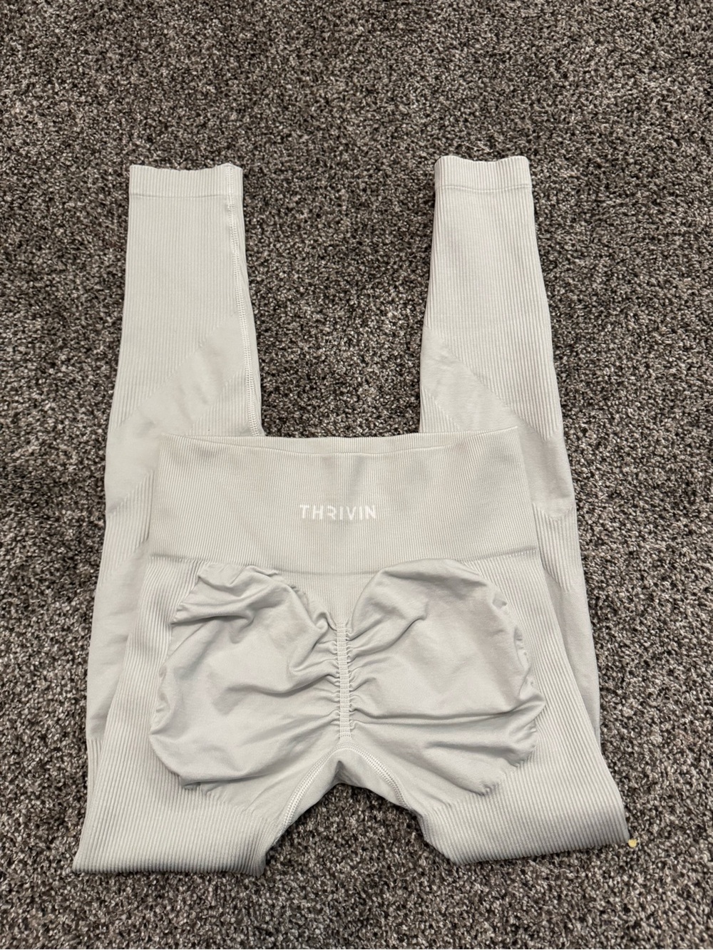 Light Gray High-Waist Scrunch Leggings